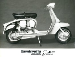 Bild zu Lambretta SX 150/200 Serie 3 (_more_05.jpg)