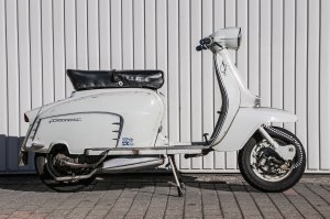 Bild zu Lambretta SX 150/200 Serie 3 (_more_11.jpg)