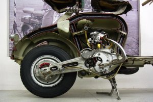 Bild zu Lambretta D/LD (_more_04.jpg)