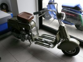 Bild zu Lambretta A 125 (_more_07.jpg)