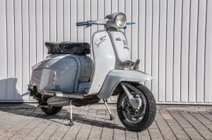 Bild zu Lambretta SX 150/200 Serie 3 (_more_10.jpg)