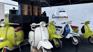 Bild zu Lambretta SX 150/200 Serie 3 (_more_03.jpg)